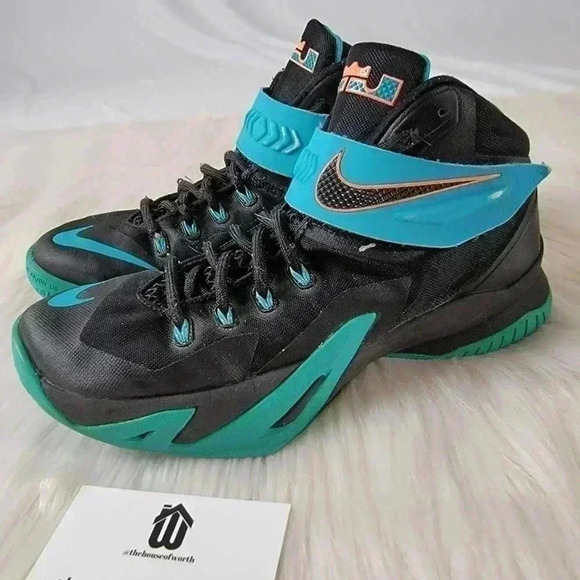 Nike Air Zoom Soldier VIII Rare Basketball Sneakers - 7.5/9 - Picture 1 of 12